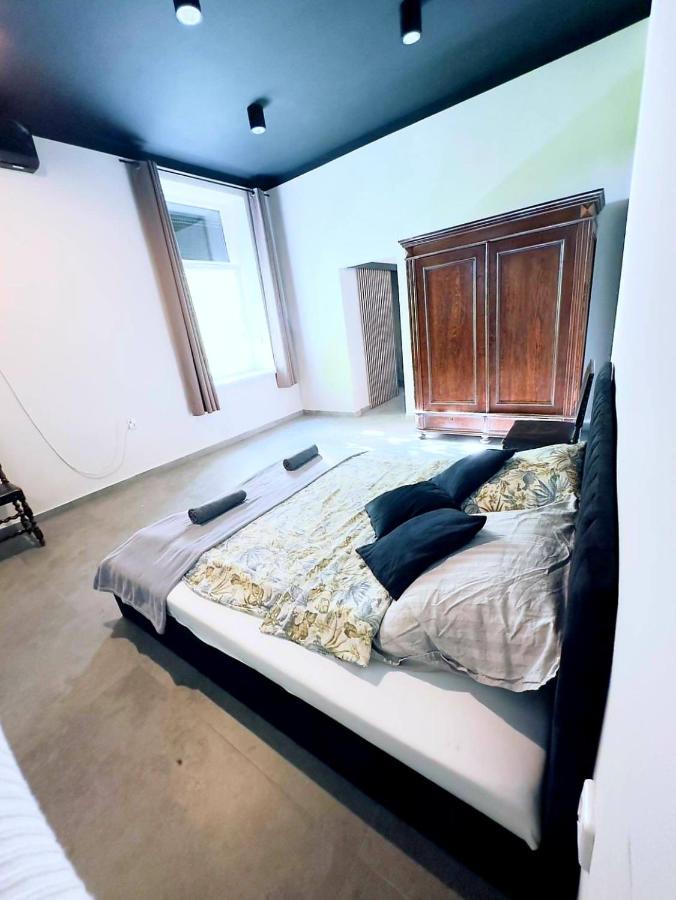 Apartmán Przyjemny Lokal W Centum Miasta Lodž Exteriér fotografie